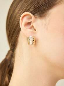 MOTF PREMIUM Pre Gold Square Pearl Earrings - Yellow Gold - View 2
