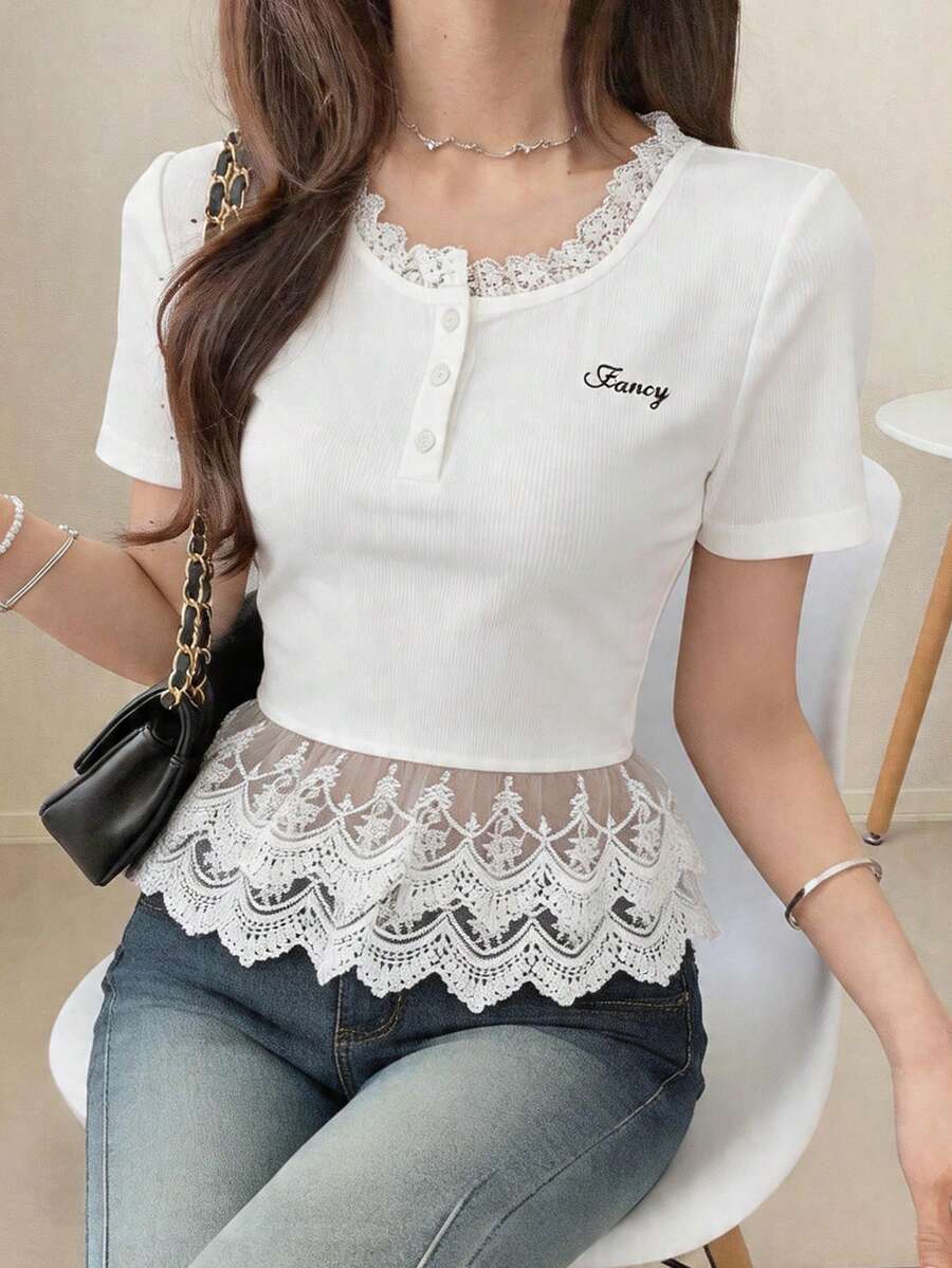 FRIFUL 女士时尚休闲蕾丝边纽扣T恤 - 白色 - 查看 1