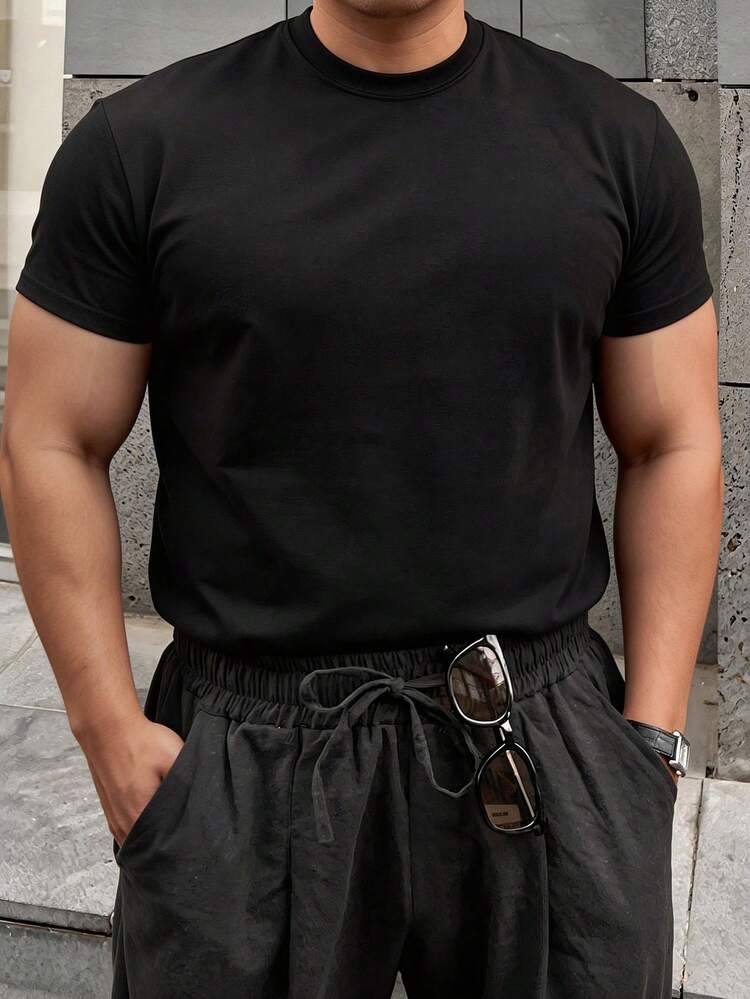Solid Black Round Neck Short Sleeve T-Shirt For Plus Size Men, Summer