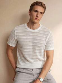 Manfinity CityGents Old Money Men's Off-White Minimalist Tropical Casual Round Neck Short Sleeve Lace T-Shirt Summer Holiday Vacation Beach Hawaii Party Evening Zoe - White - View 5