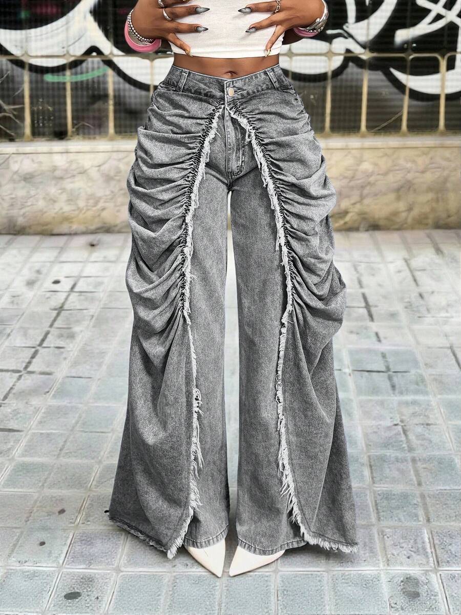 SHEIN Slayr 女士时尚褶皱流苏下摆牛仔裤，休闲街头风 - 黑色 - 查看 1