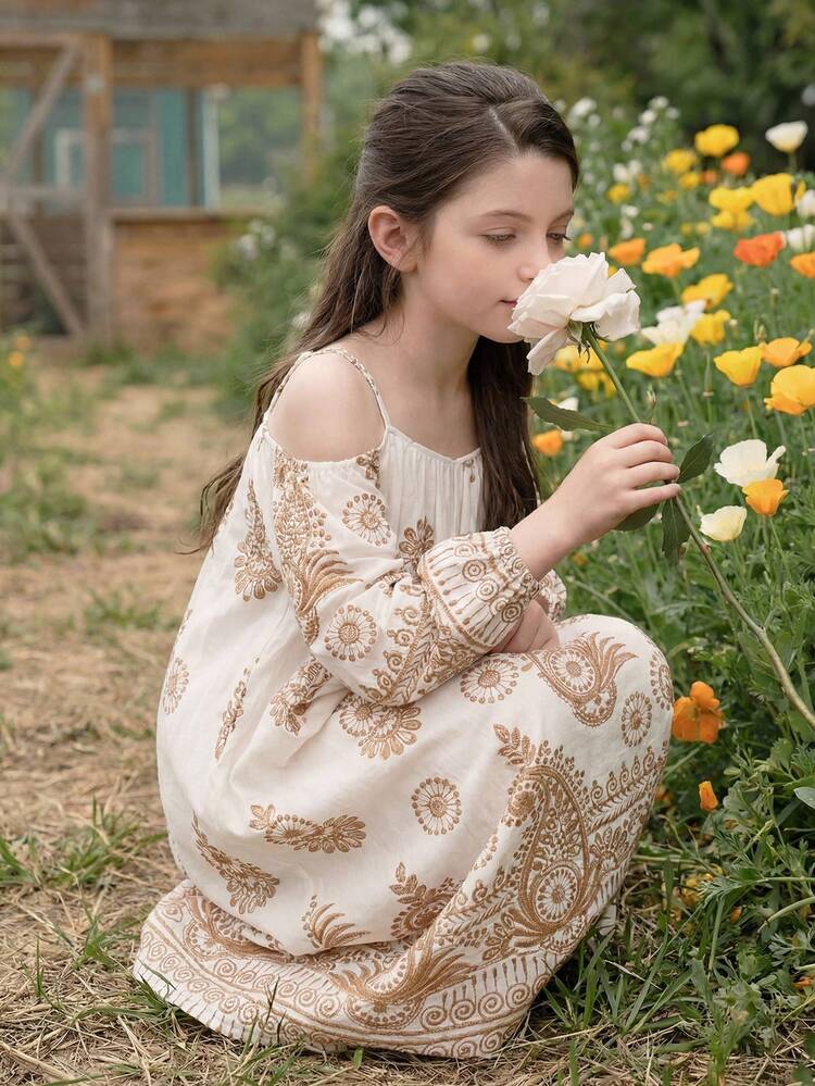 Tween Girl Casual Bohemian Vacation Style Paisley Print Cold Shoulder Lantern Sleeve Loose Dress, Spring/Summer/Autumn