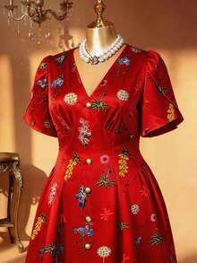 Rometta Vestido de manga corta con cuello en V y estampado floral diminuto en estilo vintage francés para mujer de talla grande - Rojo - Ver 2