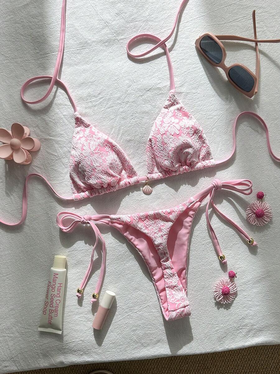 Swim Mod Set Bikini Seksi Wanita dengan Kain Jacquard, Leher Halter, dan Dekorasi Logam, Elegan untuk Musim Panas - Berwarna merah muda - View 1