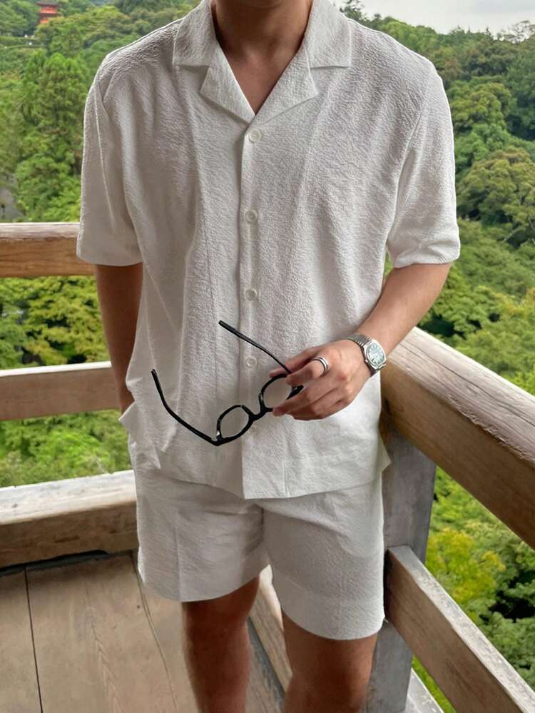 Men's Solid Color Front Button Short Sleeve Beige Shirt Paired With Shorts, Summer Linen-Feel Fabric Suit