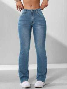 SHEIN ICON Plus Size Women Street Vintage Light Blue Elastic Denim Jeans - Light Wash - View 4