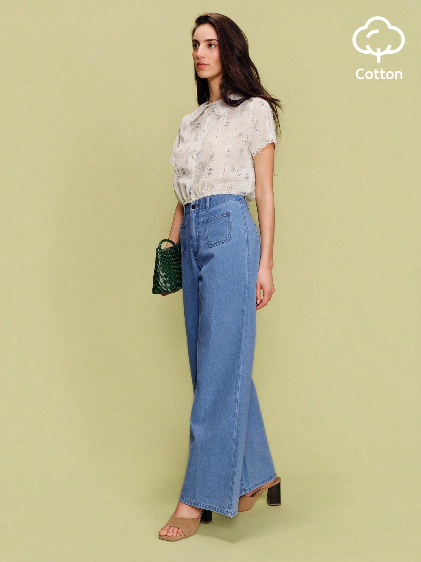 Wide-Leg Denim Mid-Rise Jeans With Front Patch Pockets Spring Summer French Style Parisian Style Vintage Jeans Chic Pants Going Out Denim Outfit Women Fashion Wide Jeans For Women Greece Vacation Outfits Women Boat Outfits Women
