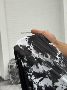 SHEIN CURVE+ 大码女式扎染印花网眼拼接铆钉织带个性化落肩短袖优雅性感街头嘻哈摇滚时尚T恤 - 黑色 - 查看 9