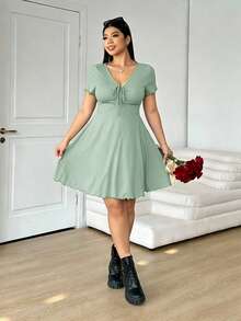 Solflare Plus Size Women's Valentine's Day Light Green V-Neck Front Drawstring Knot Dress - Mint Green - View 5
