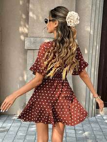 Vestido corto de mujer primavera/verano estilo francés elegante con cordones, escote en V, manga corta, cintura ceñida, bajo con volantes y estampado de lunares - Óxido marrón 2 - Ver 3