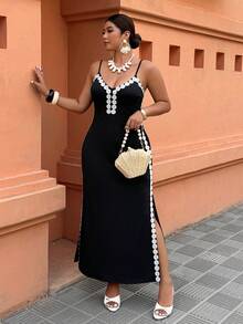 Weeklong Plus Size Women's V-Neck Hollow Lace Trim Side Slit Straight Elegant Vacation & Date Sleeveless Dress - Black - View 3