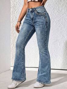 Ticali Pantalón Acampanado, con Ajuste Moldeador Con Bordado Artístico en Bolsillos. LMKF022guion1/LMKF023guion1/ LMKF82009guion1 - Azul Lavado Medio LMKF022guion1 - Ver 7
