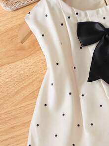 SHEIN Genkimix Kids Genkimix 女童蝴蝶结装饰休闲无袖上衣 + 纯色休闲短裤两件套 - 杏色 - 查看 3