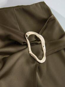 Franclia Women's Elegant Metal Buckle Pleated Shorts Skirt, Versatile And Fashionable For Daily Wear - Army Green - View 3
