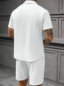 Manfinity Homme Men's White 2 Pieces Set,Summer Casual Vacation Short Sleeve Textured Collared Shirt And Drawstring Shorts Outfit,Old Money Style Breathable Set - White - View 2