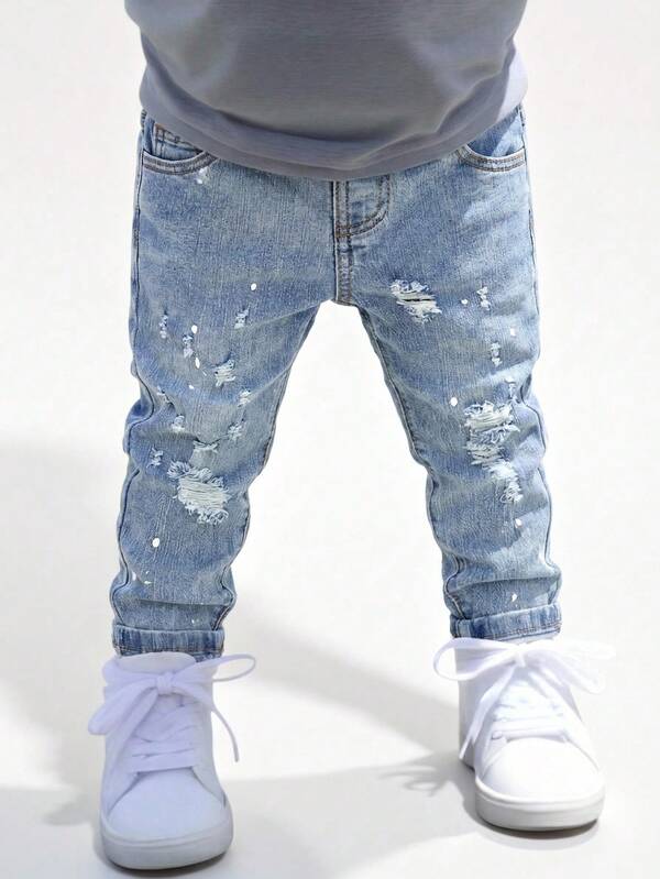 Young Boy New Fashion Distressed Basic Casual Ripped Frayed Paint Splatter Blue Denim Skinny Jeans Spring Summer,For Kids Boys Spring/Summer Dailywear,Boys Streetwear,Festival For Boys,Party For Boys,Beach For Boys,Boys Graduation,Casual Boys,Summer Vacation For Boys,Graphic Jeans Boys,Jeans, 4-Years-Old Boys Jeans, Casual Jeans, Summer Jeans, Denim Jeans For Kids, Tattered Jeans, Young Boys Jeans, Ripped Jeans For Kids, Jeans Toddler, Denim For Kids
