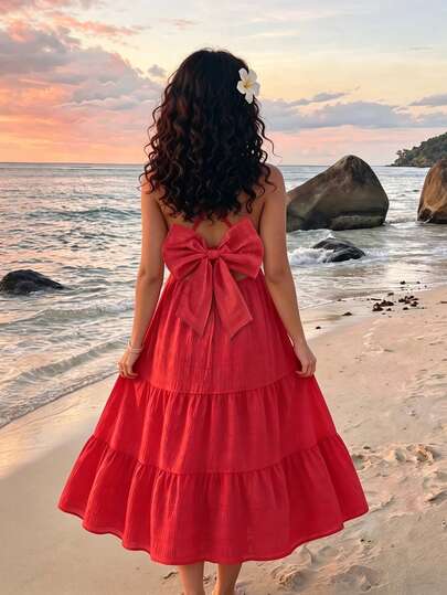 SHEIN Sparklyn Vestido de verano para niñas con tirantes finos, espalda descubierta y gran lazo decorativo, vestido holgado sin mangas de línea A con tela texturizada, vestido casual rojo de dopamina para playa y vacaciones