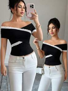 Elenzga 蕾丝拼接交叉露肩上衣，夏季 - 黑與白 - 查看 1