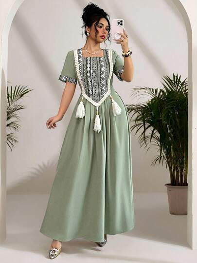 Al Najma Women's Short Sleeve Square Neck Maxi Arabian Dress