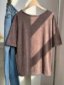 SHEIN EZwear 大码复古巧克力棕色宽松短袖V领T恤，纯棉面料，春夏款 - 巧克力棕 - 查看 2