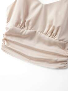 GlowEve Tank Top Tanpa Lengan Leher V Satin Wanita dengan Desain Kerutan Pinggang, Menawan, Elegan, Seksi, Serbaguna untuk Musim Semi/Panas, Wanita Bertubuh Mungil - Sampanye - View 5