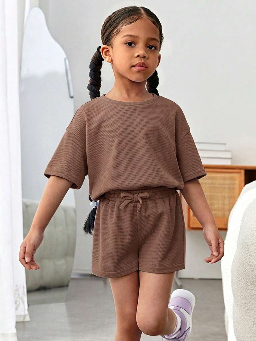SHEIN 2pcs Young Girl Knitted Solid Color Round Neck Loose Casual T-Shirt And Shorts Set - Mocha Brown - View 1
