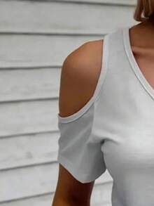 EMERY ROSE Casual Ombre Print Off-Shoulder T-Shirt, Summer Vacation White Blue - Grey - View 3