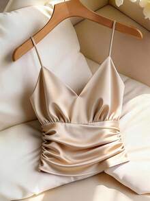 GlowEve Tank Top Tanpa Lengan Leher V Satin Wanita dengan Desain Kerutan Pinggang, Menawan, Elegan, Seksi, Serbaguna untuk Musim Semi/Panas, Wanita Bertubuh Mungil - Sampanye - View 1