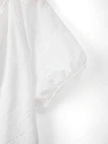 Plus Size Casual Solid Color Hollow Embroidery Short Sleeve Shirt - White - View 4