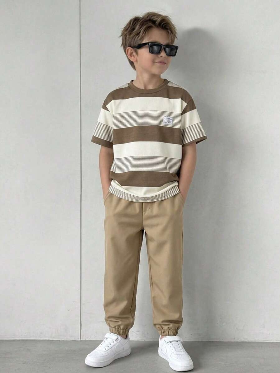 SHEIN Mirajuku 男童条纹印花T恤和运动裤套装 - 卡其色 - 查看 1