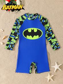 BATMAN X SHEIN GraphicGems Bộ áo liền quần dài tay in chữ cho bé trai, thích hợp cho kỳ nghỉ biển và bơi lội. - Nhiều màu - Xem 3