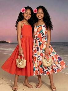 SHEIN Sparklyn 2pcs/Set Girls' Summer Sleeveless Dresses,Solid Orange-Red Floral Print,Ruffle Hem,Boho Holiday Vacation Beach Matching Dresses For Sisters,Loose Fit - Multicolor - View 3