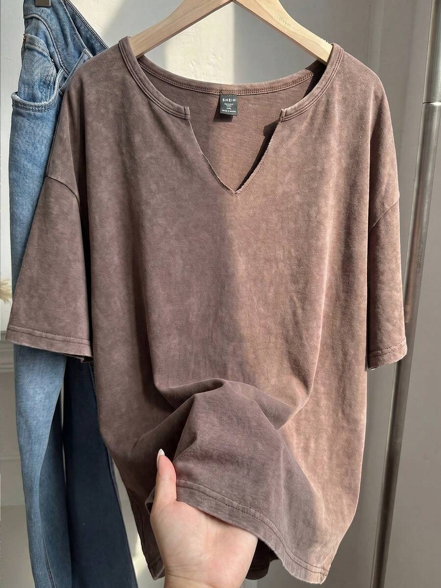 SHEIN EZwear 大码复古巧克力棕色宽松短袖V领T恤，纯棉面料，春夏款 - 巧克力棕 - 查看 1