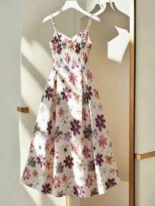 Franclia 女士标准尺码夏季连衣裙，吊带V领印花连衣裙，适合夏季假期、情人节、派对、婚礼、毕业典礼等场合，优雅大方，休闲正装皆宜。 - 杏色 - 查看 2