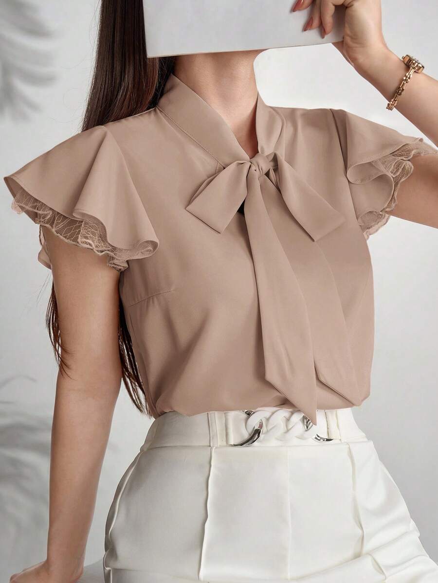 Modelyn Áo kiểu nữ thanh lịch cổ thắt nút phối ren tay bồng, thích hợp mặc đi làm hàng ngày vào mùa hè. - Lạc đà - Xem 1