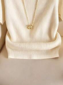 Franclia Elegant stickad t-shirt med rund hals, minimalistisk moderiktig stickad t-shirt, ny sommardesign - Beige - Visa 2