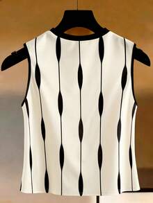 SHEIN CURVE+ Plus Size Women Colorblock Striped Knit Sleeveless Tank Top - Black and White - View 2