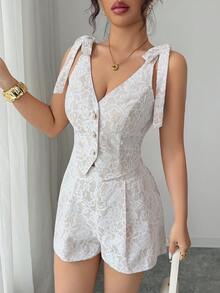 SHEIN Clasi 女士优雅夏季两件套，休闲通勤简约前扣露脐上衣+短裤，蕾丝白色套装，蕾丝撞色珍珠纽扣，蕾丝套装，女士夏季办公室职业装，教师通勤优雅休闲度假装，女士沙滩装，女士外套上衣，女士生日装，女士度假装，女士休闲套装 - 杏色 - 查看 4