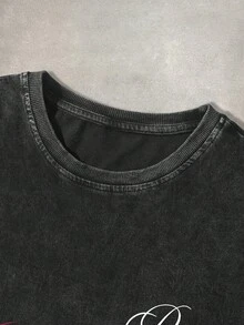 Manfinity EMRG maglietta nera oversize da uomo con stampa gotica vintage di angeli oscuri e effetto consumato, stile casual da strada americana adatta per vacanze estive, festival musicali e feste - nero - Visualizzare 3