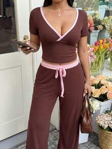 SHEIN EZwear Bộ đồ nữ cỡ lớn kiểu dáng thường ngày gồm áo thun ngắn tay cổ chữ V sâu và quần dài. - màu nâu - Xem 3