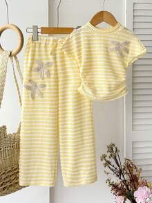 SHEIN Kids Young Girl Casual Vacation Elegant Striped Knit Starfish Decor Form-Fitting Shirred Short Sleeve Top And Matching Pants Set Striped Outfit Set Outfits Sets Yellow And White Outfit Set Striped Two Pieces Set Striped Pants Striped Top Young Girl Sets Young Girl Summer Outfits Young Pant Set Spring And Summer Striped Short Sleeve Suit - Yellow - View 5