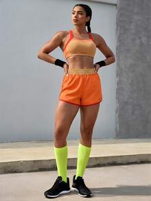 Powerista Conjunto deportivo de top corto y shorts de color contrastante para mujer - Amarillo - Ver 6
