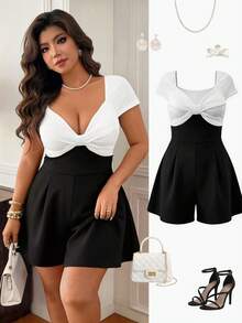 Femmeverse Mono de cuello en V profundo con contraste blanco y negro y detalle de giro en el pecho - Blanco y Negro - Ver 1