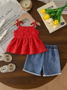 SHEIN Vintaside Kids 女婴夏季甜美清新花卉装饰吊带背心和牛仔短裤套装，蝴蝶结细节，适合日常外出、休闲旅行、家庭聚会、夏季购物 - 紅色 - 查看 3