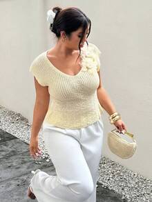 Firerie 大码女式3D立体花卉装饰休闲百搭日常针织上衣 - 鵝黃色 - 查看 2