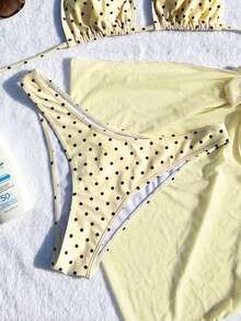 Swim Mod Conjunto de biquíni feminino de 2 peças para praia, moda praia sexy e charmosa para férias, top cropped com alças cruzadas nas costas e calcinha de biquíni com amarração lateral, estampa floral/de bolinhas aleatória, saia pareô em cor sólida, ideal para primavera/verão. - Multicolorido - Ver 5