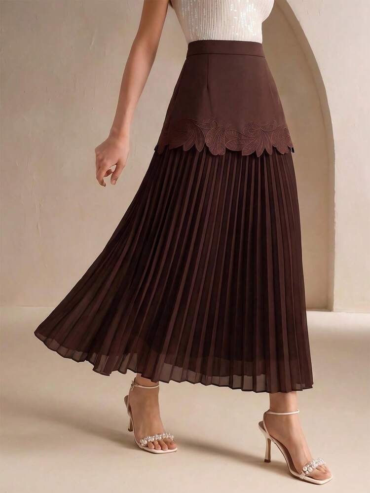 New Vintage Elegant Embroidered Waist Coffee Brown Pleated Skirt For Women