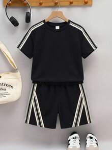 SHEIN Little Byeori 2pcs/Set Tween Boy Casual Striped Ribbon Crew Neck T-Shirt And Shorts Set, Suitable For Commuting, School, Daily Casual Wear, Sports, Spring/Summer - Black - View 4