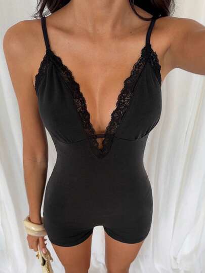 TRNVIE Bộ jumpsuit đen ren cổ chữ V sâu, thanh lịch, tối giản, gợi cảm, phong cách retro Mỹ, dây mảnh, chất liệu cotton co giãn, ôm sát, thích hợp cho các hoạt động thường ngày, hẹn hò, mua sắm vào mùa xuân/hè.