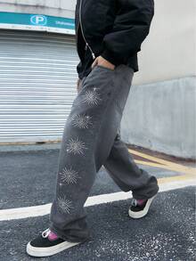 Manfinity EMRG 男士休闲美式高街水洗做旧水钻牛仔裤 - 灰色 - 查看 6